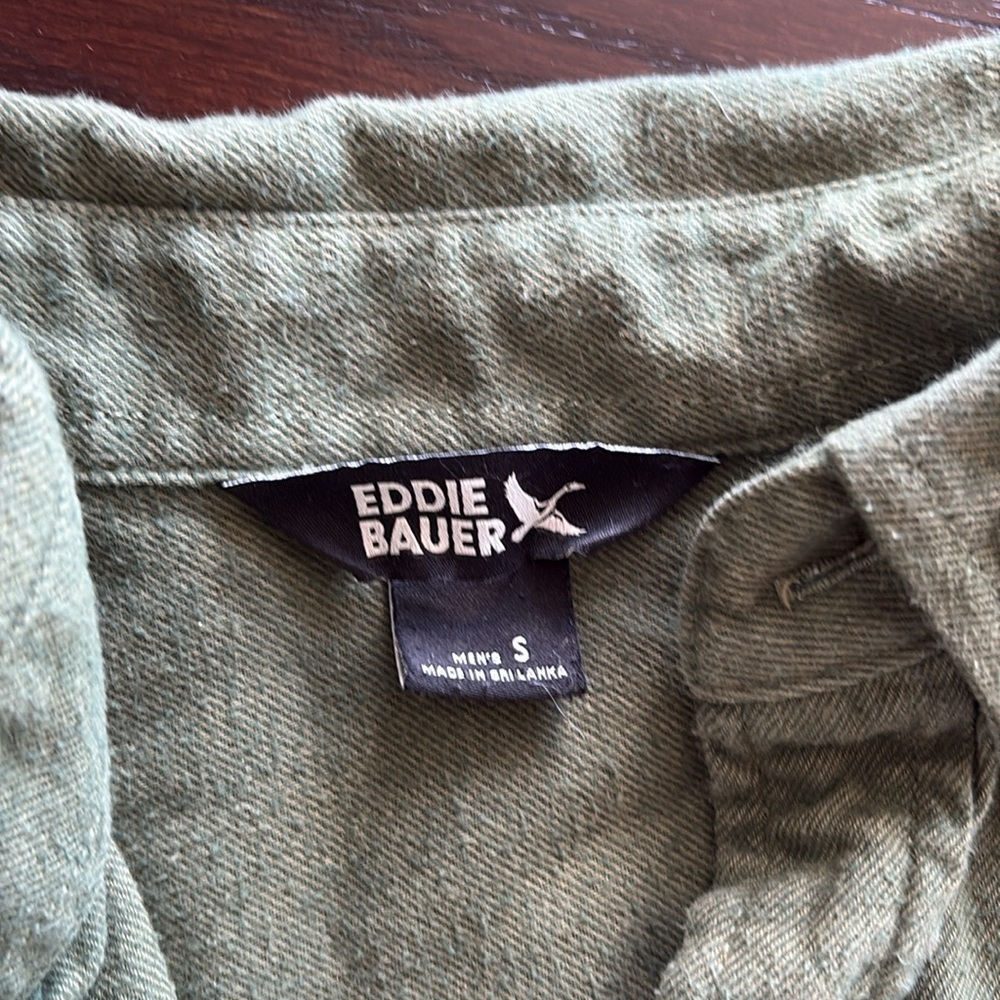 Olive Green Button-Up Shirt - Picture 2 of 3